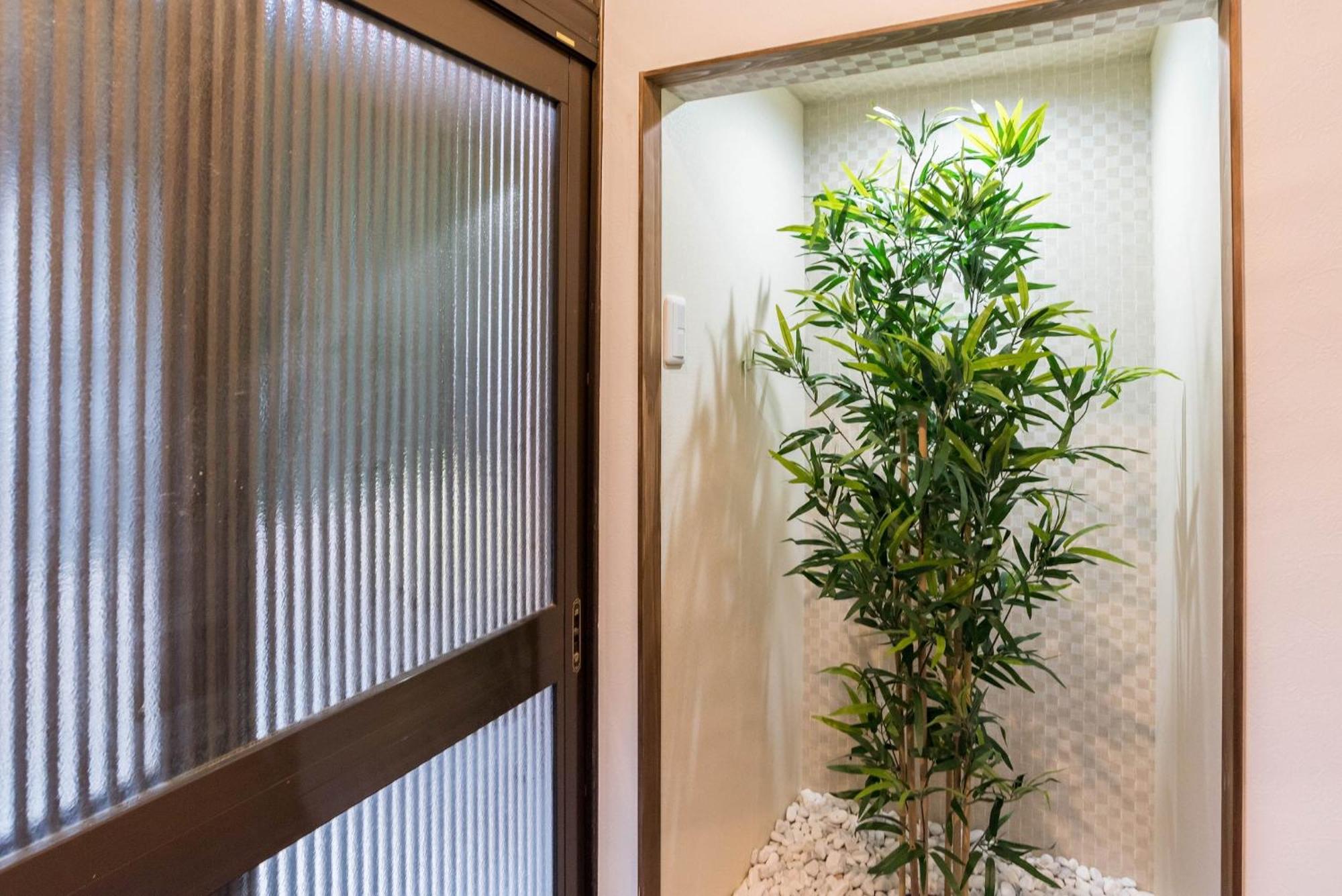 Bijou Suites Ten Osaka Bagian luar foto