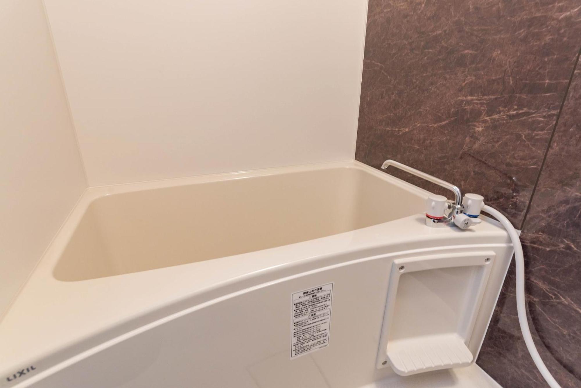 Bijou Suites Ten Osaka Bagian luar foto
